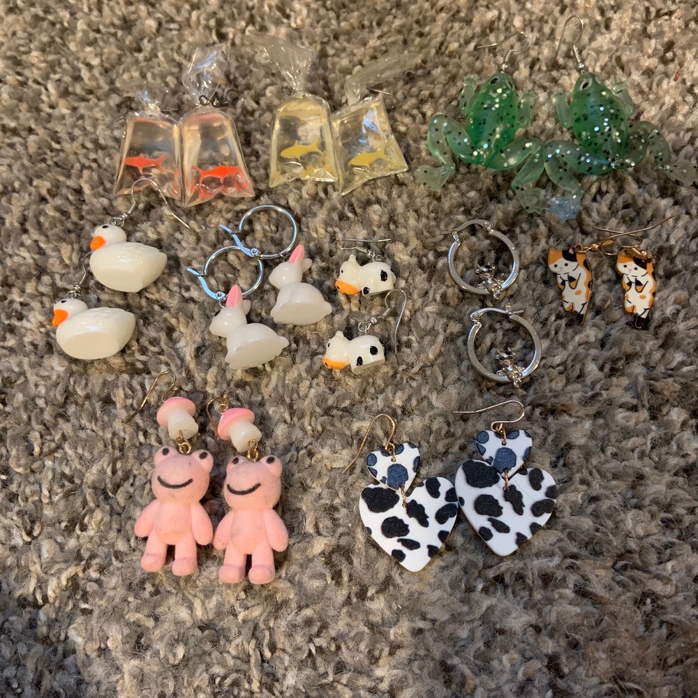 Lot of 10 pair of earrings